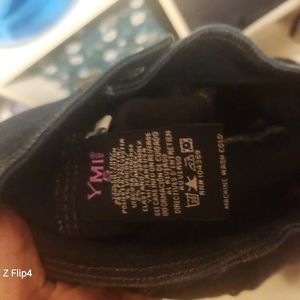 YMI High Rise Skinny Jeans Size 5 Never   Worn